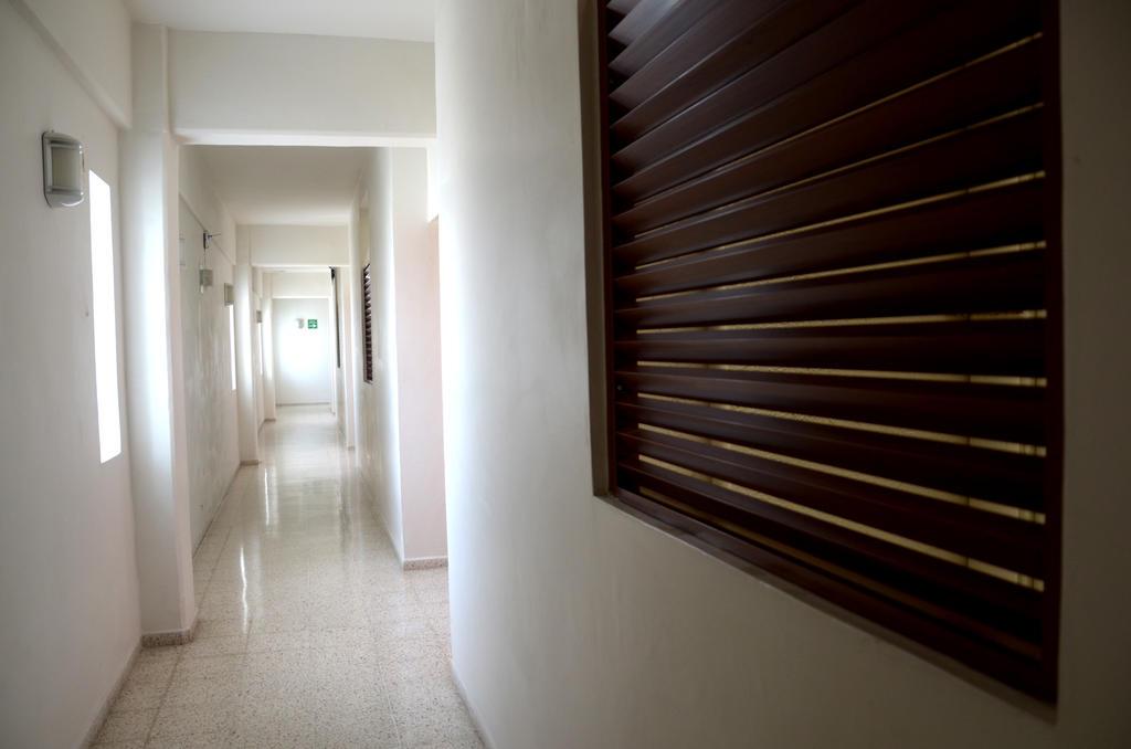 Hotel Delfines - A 2 Calles Del Acuario ベラクルス エクステリア 写真