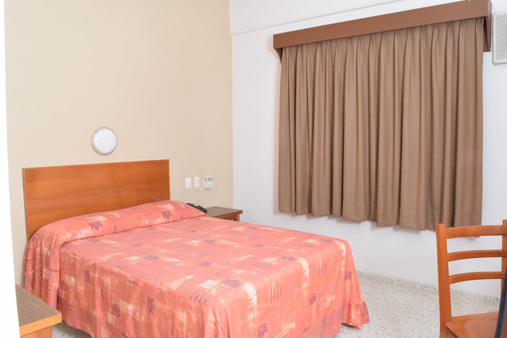 Hotel Delfines - A 2 Calles Del Acuario ベラクルス エクステリア 写真