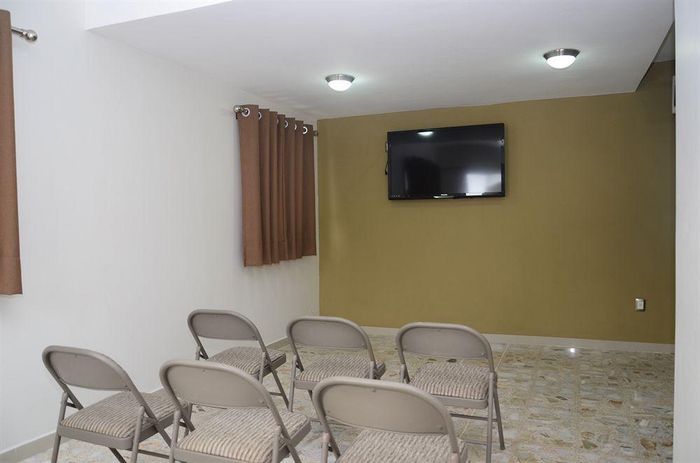 Hotel Delfines - A 2 Calles Del Acuario ベラクルス エクステリア 写真